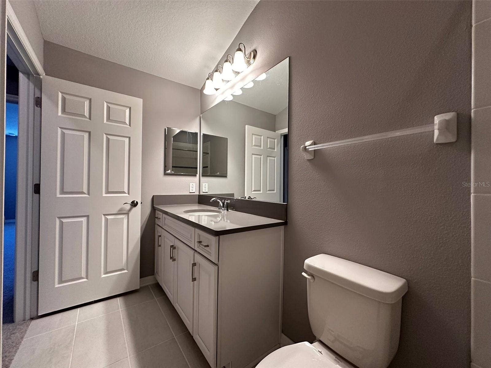 29850 SOUTHWELL LANE, Wesley Chapel, FL 33543 29850 SOUTHWELL LANE, Wesley Chapel, FL 33543