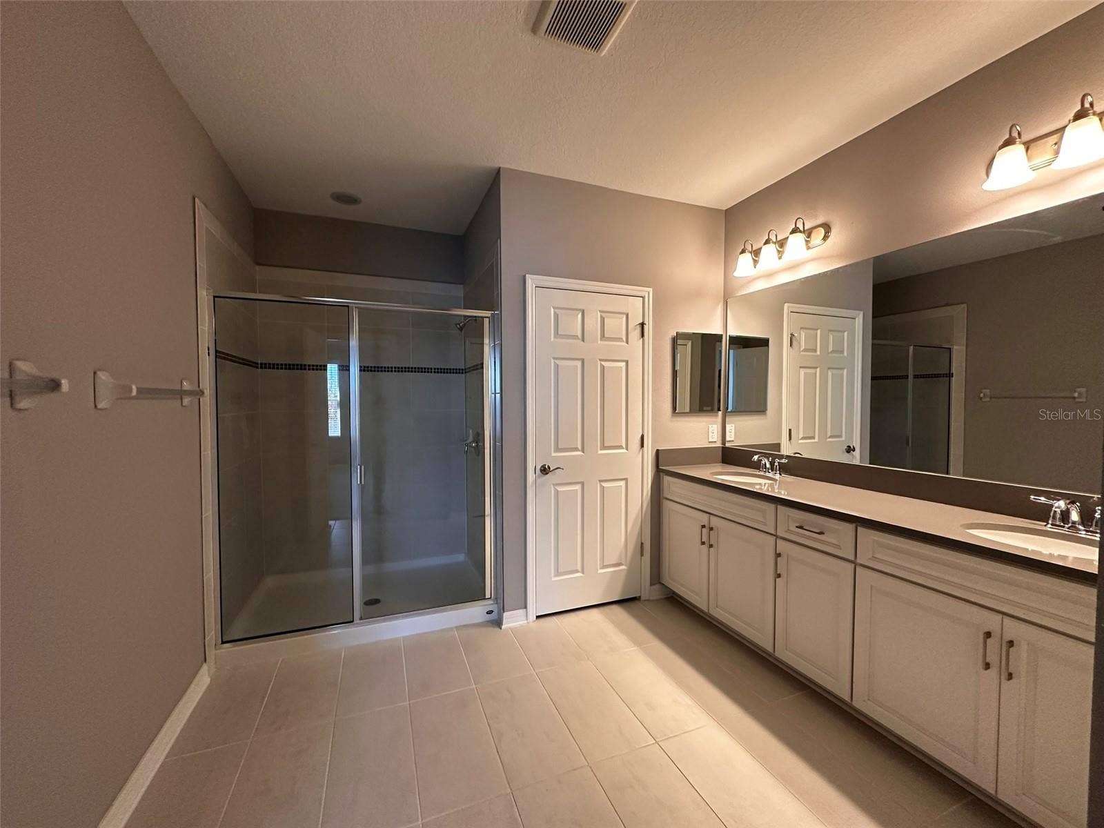 29850 SOUTHWELL LANE, Wesley Chapel, FL 33543 29850 SOUTHWELL LANE, Wesley Chapel, FL 33543