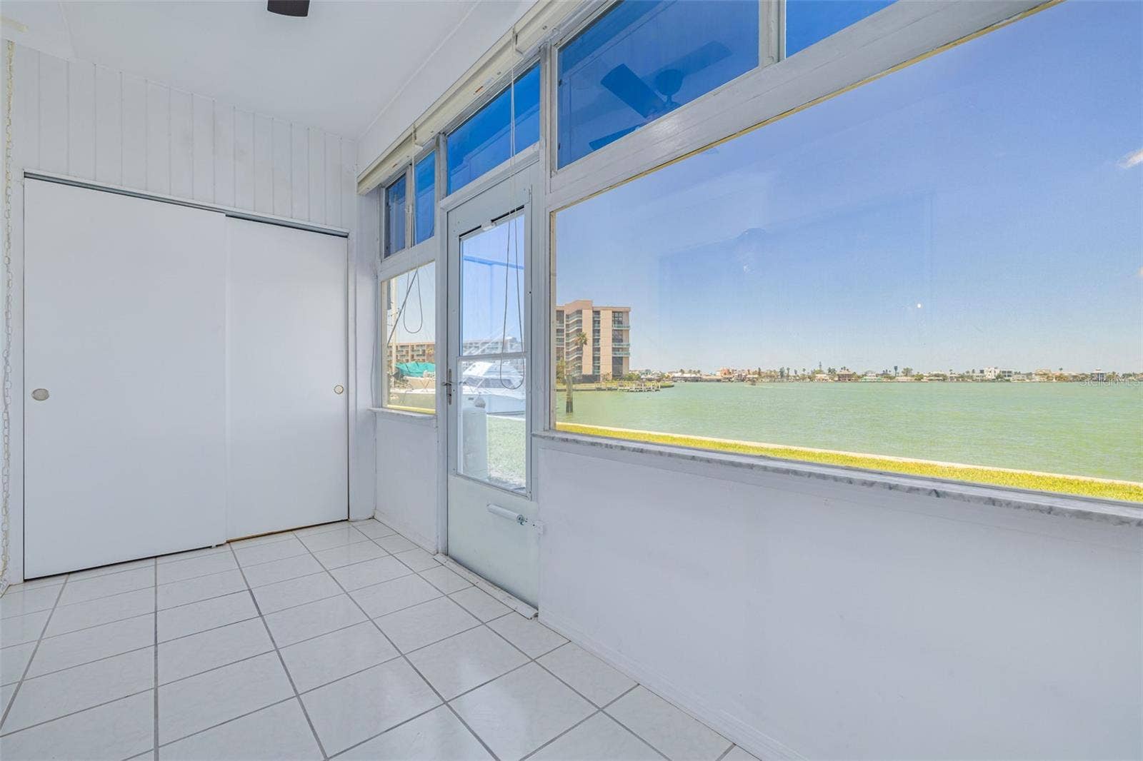 250 126TH AVENUE, #104, Treasure Island, FL 33706