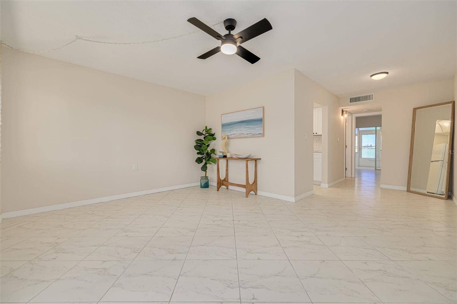250 126TH AVENUE, #104, Treasure Island, FL 33706