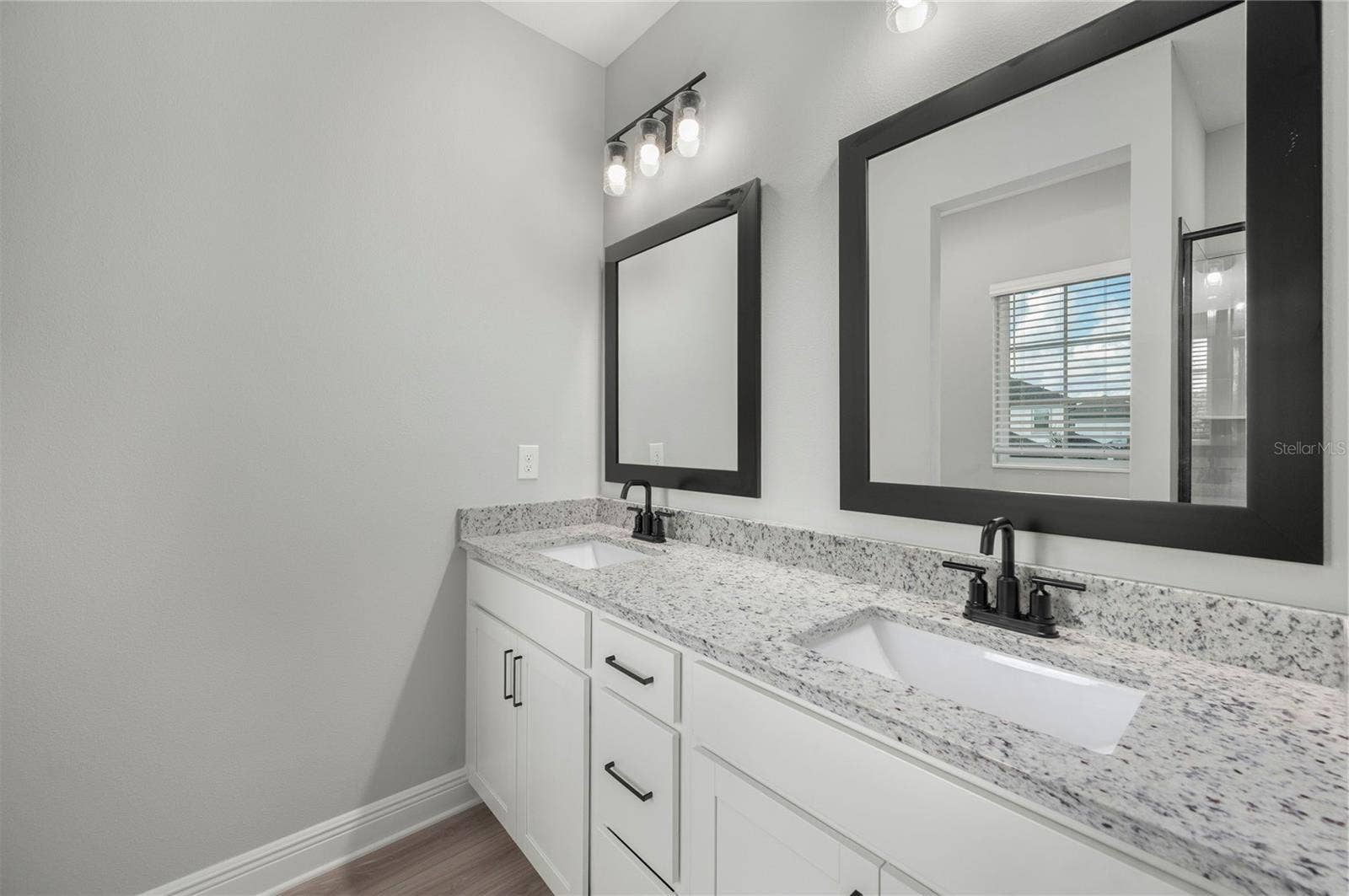 7883 SOMERSWORTH DRIVE, Kissimmee, FL 34747 7883 SOMERSWORTH DRIVE, Kissimmee, FL 34747