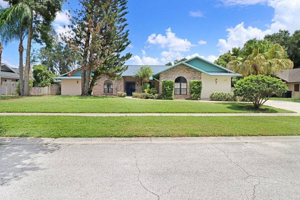 507 SPORTSMAN PARK DRIVE, Seffner, FL 33584