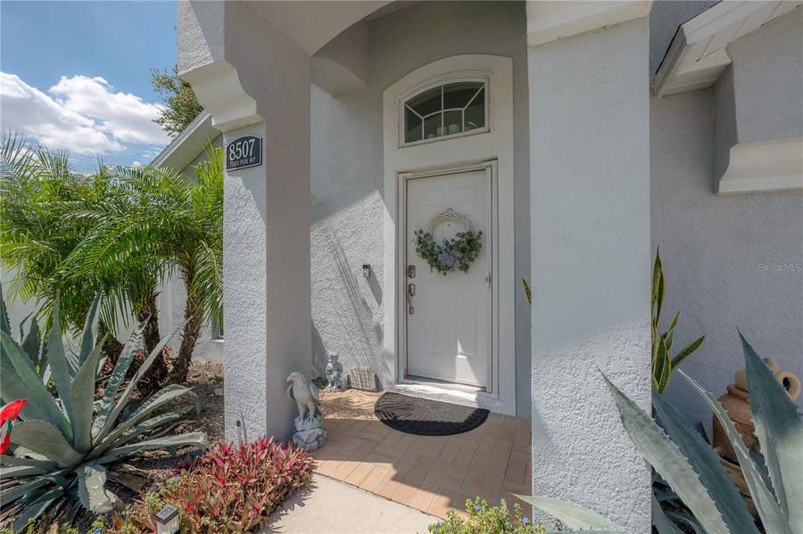 Property photo for 8507 TIARA PARK WAY, Tampa, FL
