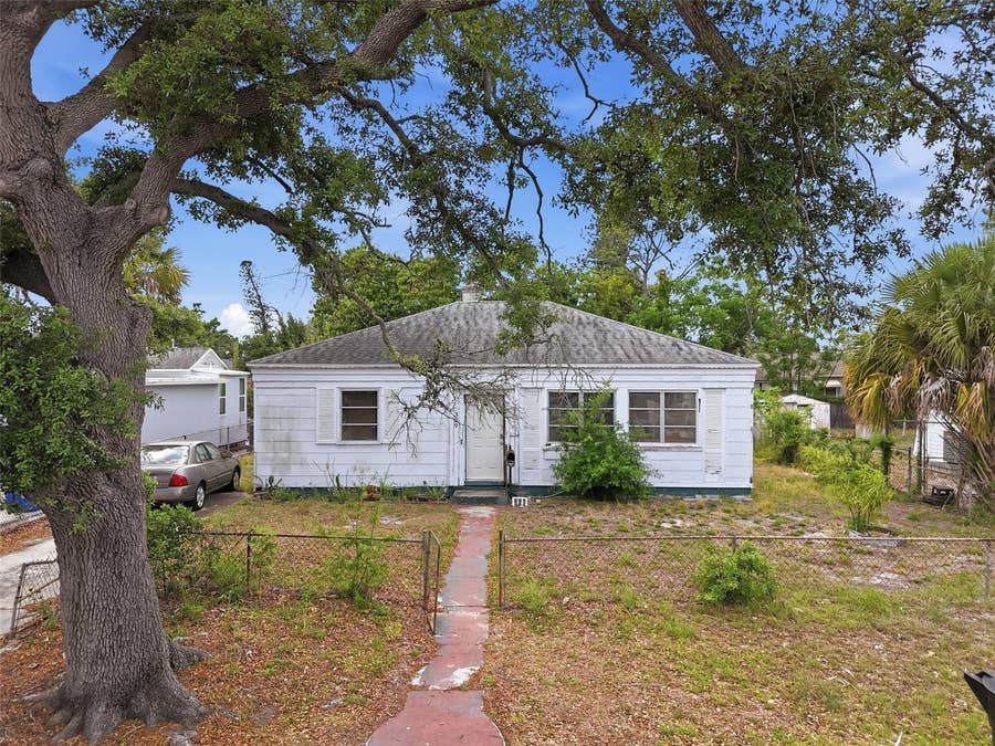Property photo for 329 KINGSTON STREET S, St Petersburg, FL
