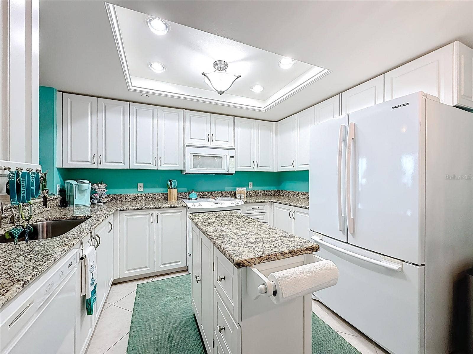 1540 GULF BOULEVARD, #304, Clearwater Beach, FL 33767