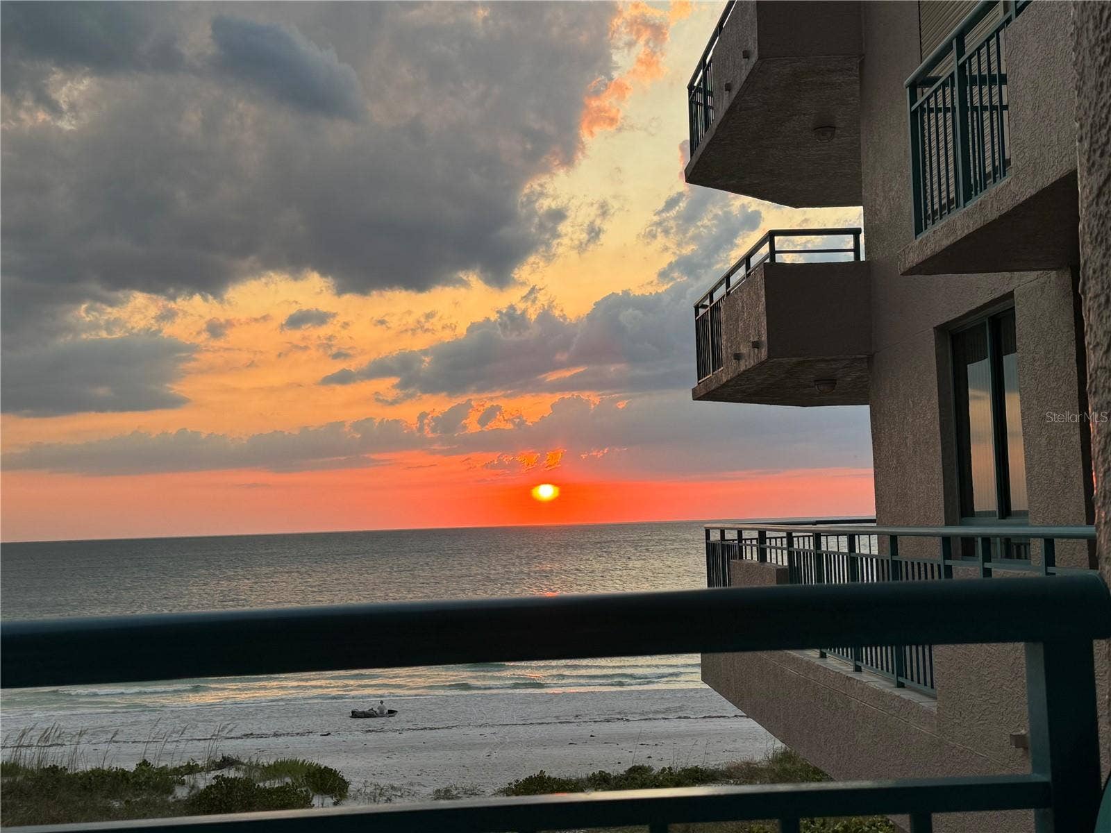 1540 GULF BOULEVARD, #304, Clearwater Beach, FL 33767