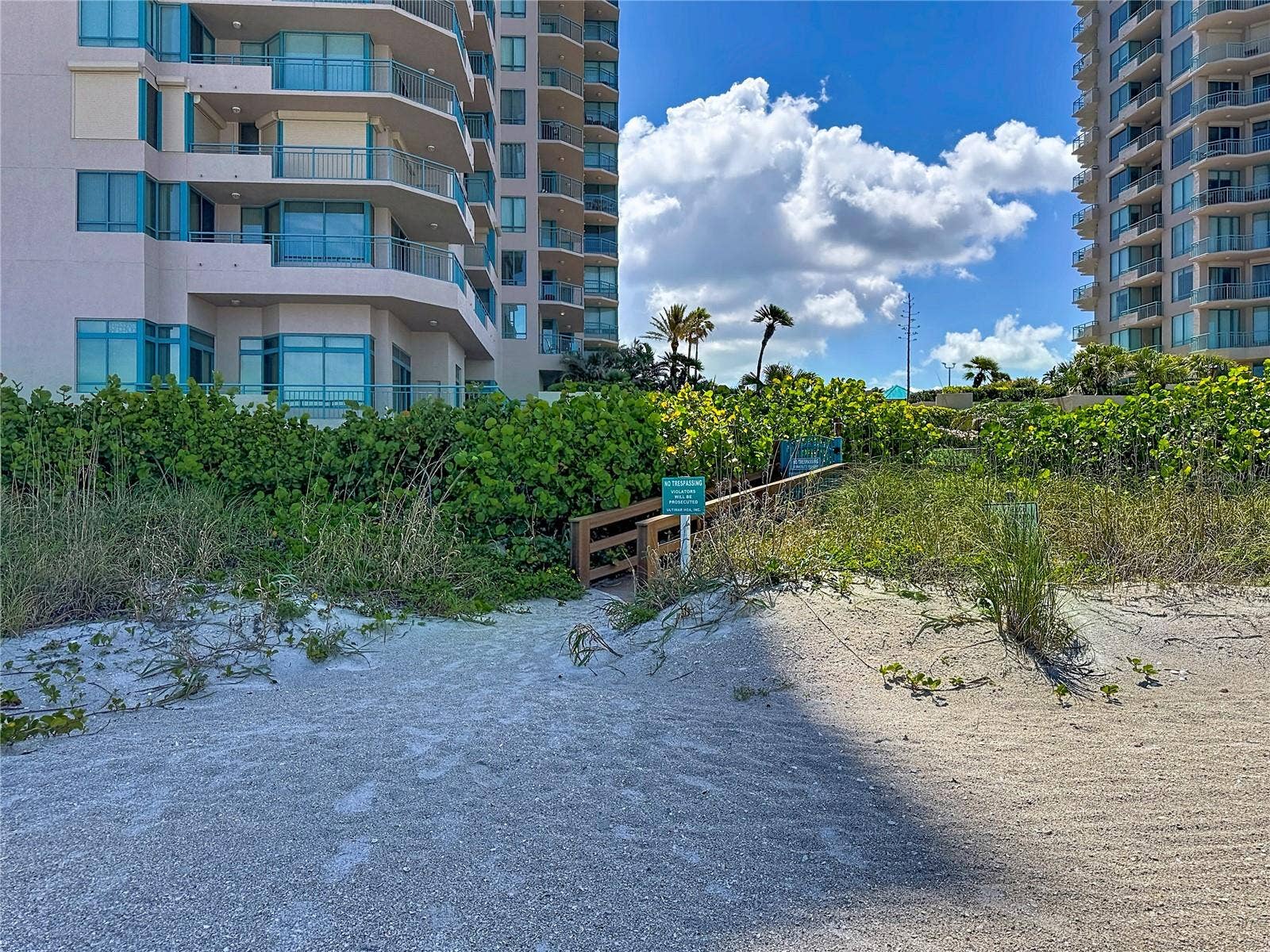 1540 GULF BOULEVARD, #304, Clearwater Beach, FL 33767