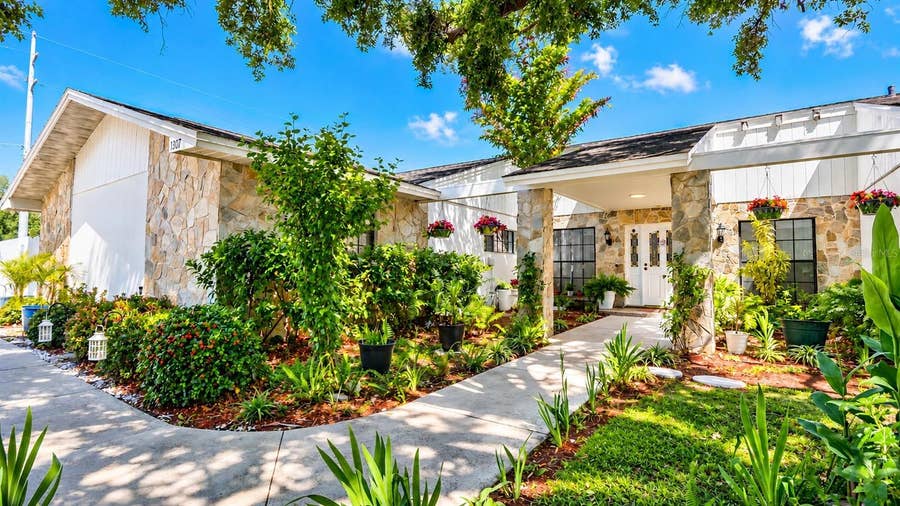 Property photo for 1307 NORMANDY CIRCLE, Palm Harbor, FL