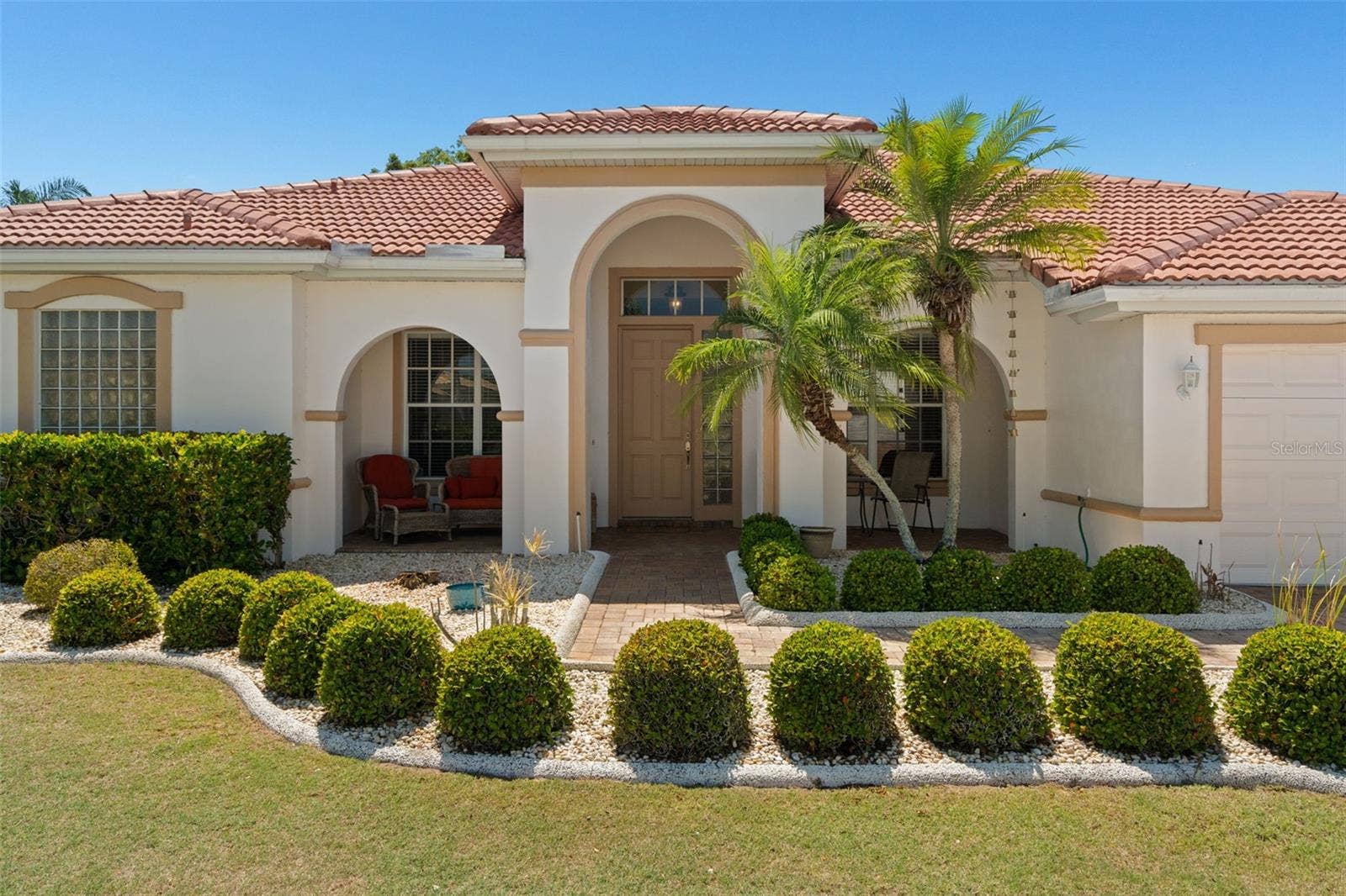 1134 SIGNATURE DRIVE, Sun City Center, FL 33573 Front Exterior