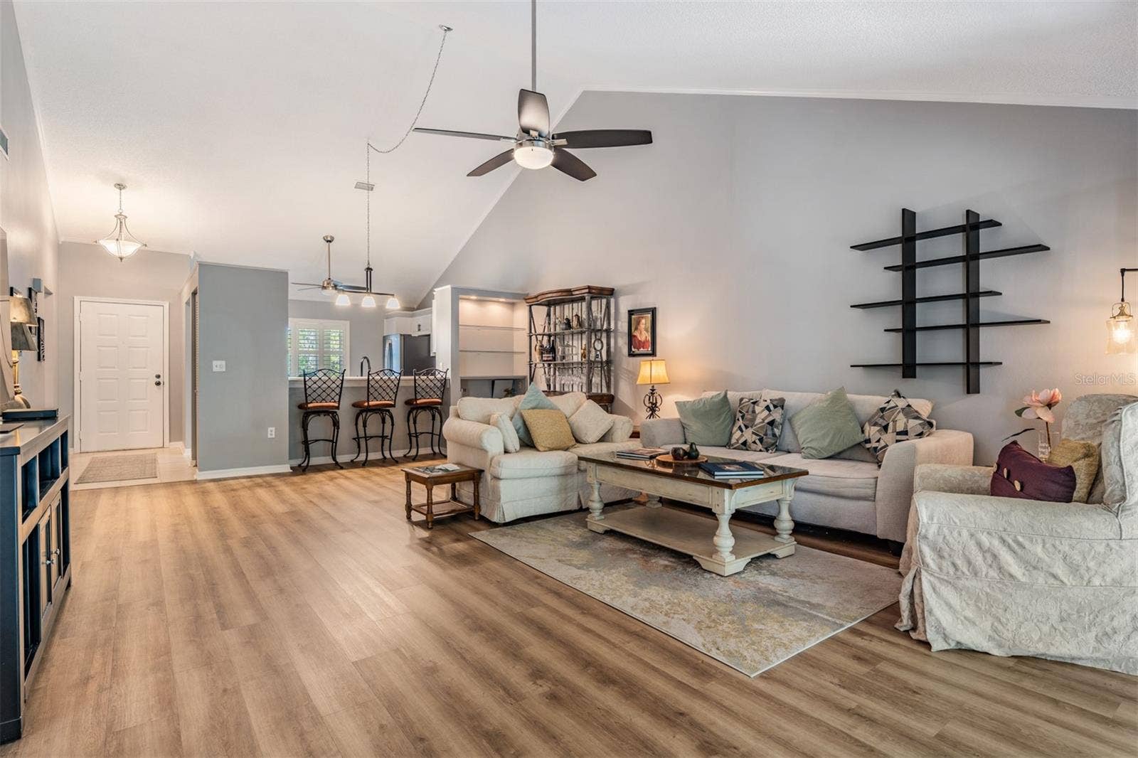 1801 E LAKE ROAD, #6J, Palm Harbor, FL 34685