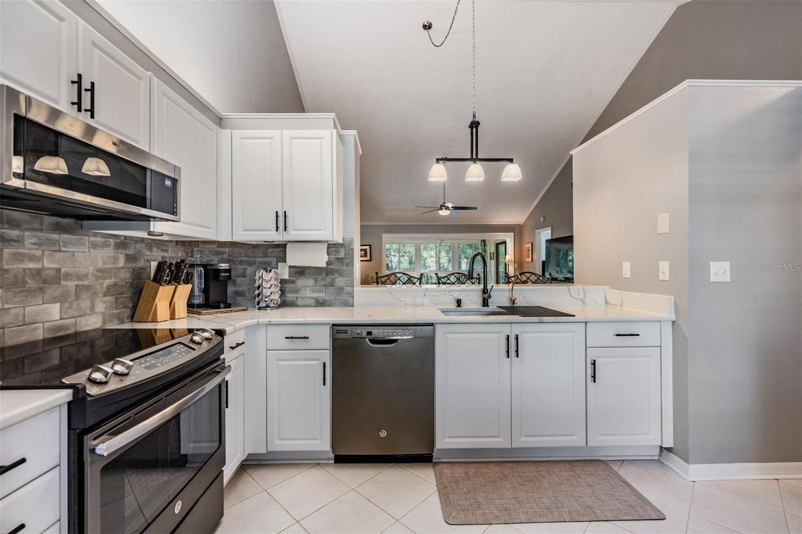 1801 E LAKE ROAD, #6J, Palm Harbor, FL 34685