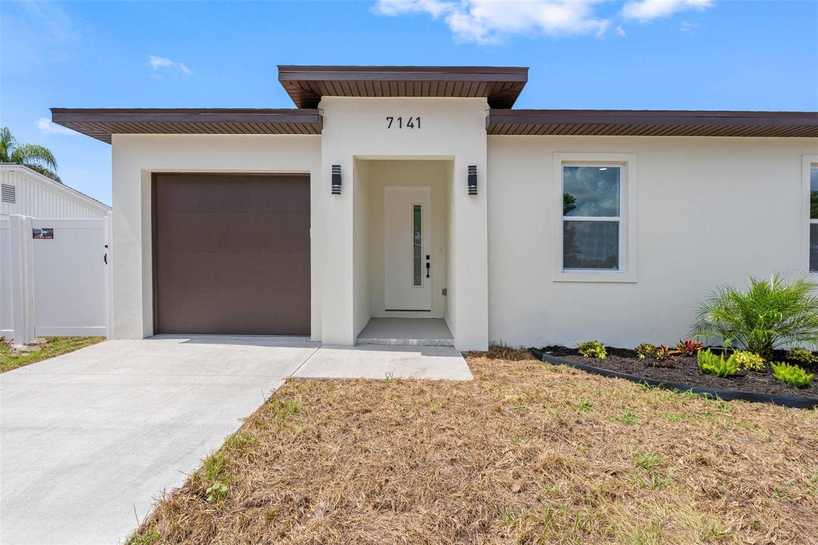 7141 IVANHOE DRIVE, Port Richey, FL 34668