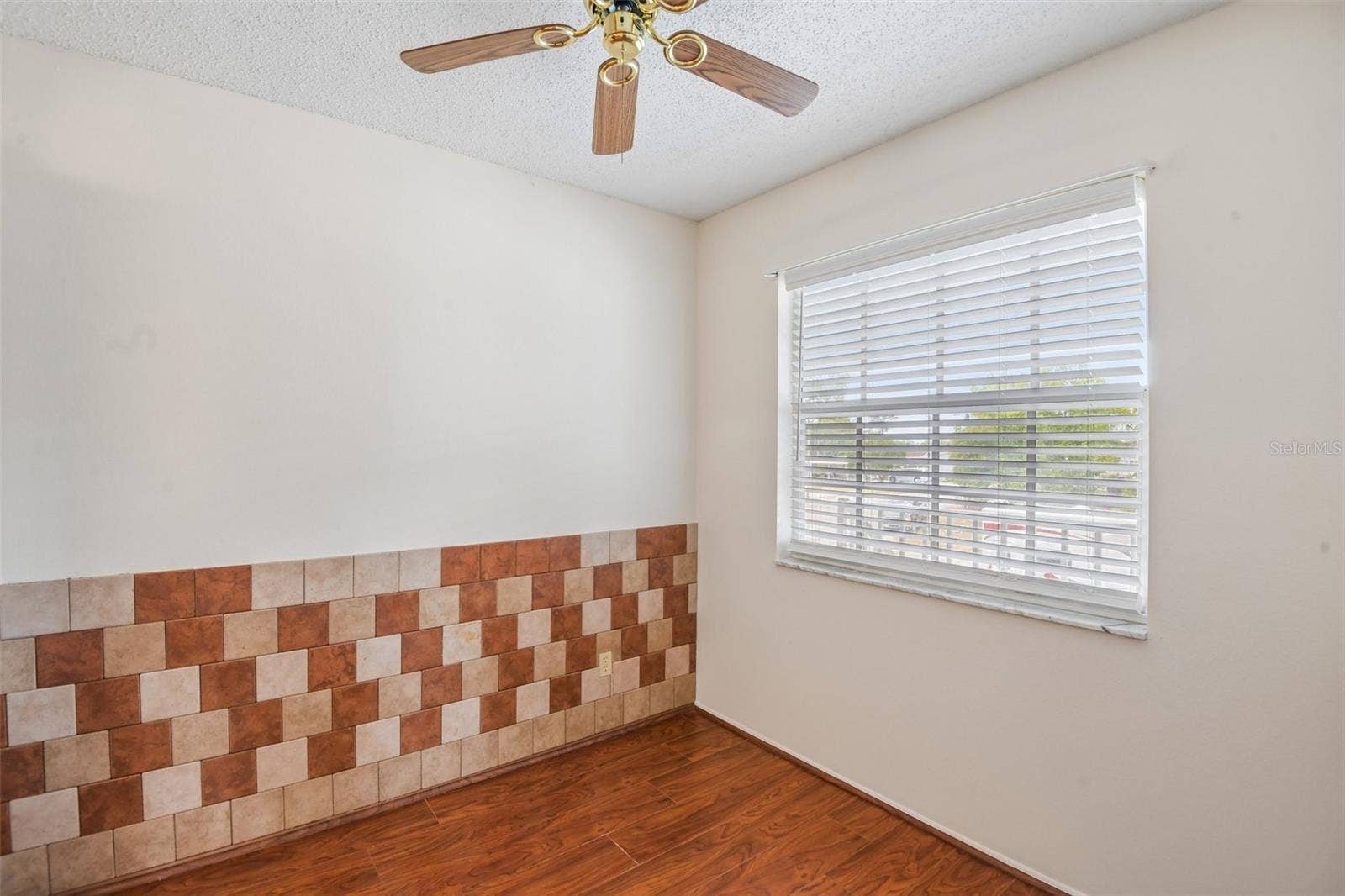 7713 HILLSIDE COURT, #204, Hudson, FL 34667 7713 HILLSIDE COURT, #204, Hudson, FL 34667