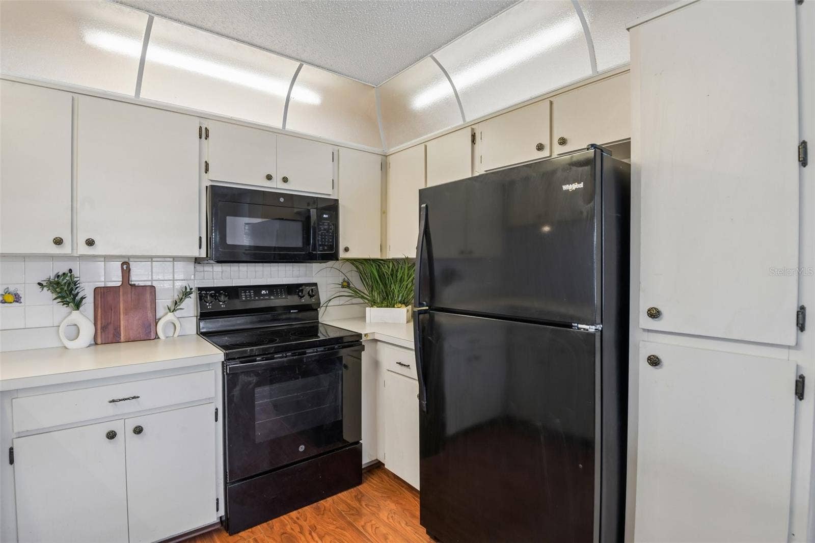 7713 HILLSIDE COURT, #204, Hudson, FL 34667 7713 HILLSIDE COURT, #204, Hudson, FL 34667