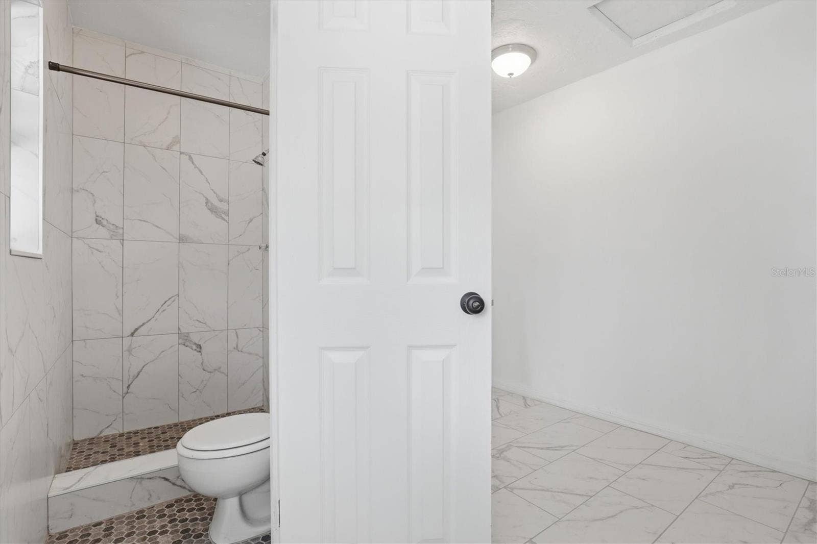 721 BAYSHORE DRIVE, Tarpon Springs, FL 34689 721 BAYSHORE DRIVE, Tarpon Springs, FL 34689