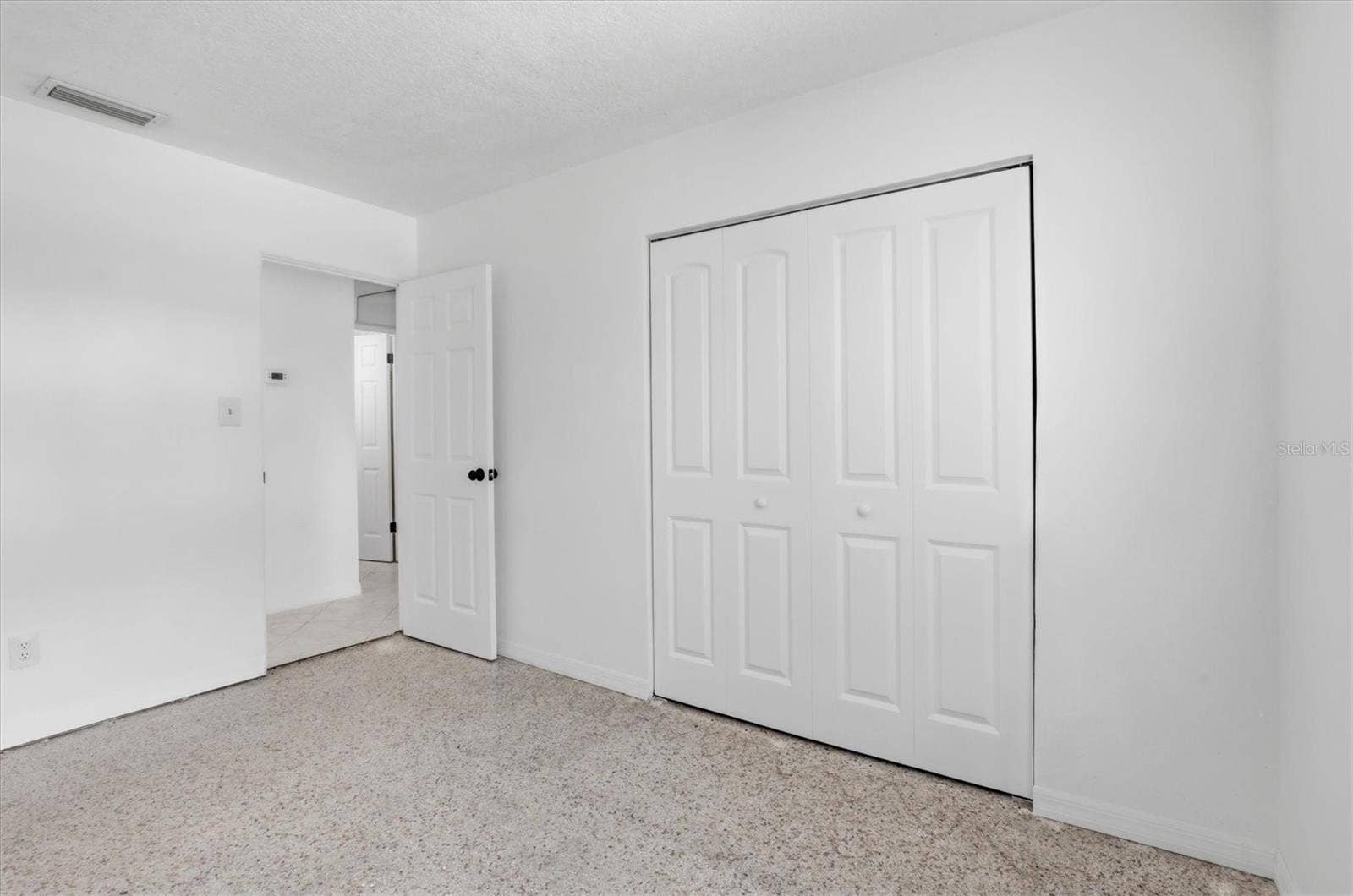 721 BAYSHORE DRIVE, Tarpon Springs, FL 34689 721 BAYSHORE DRIVE, Tarpon Springs, FL 34689