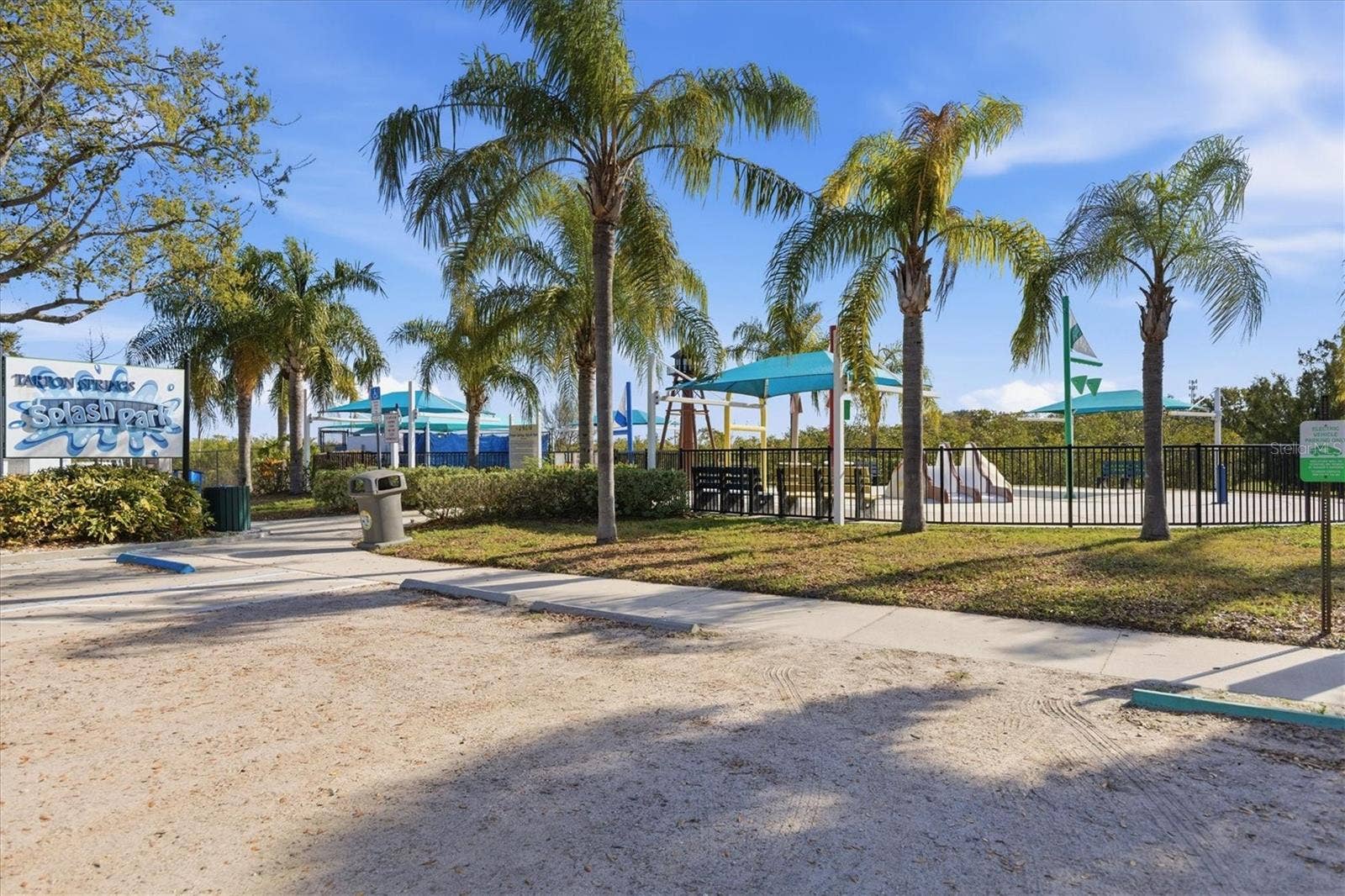 721 BAYSHORE DRIVE, Tarpon Springs, FL 34689 721 BAYSHORE DRIVE, Tarpon Springs, FL 34689
