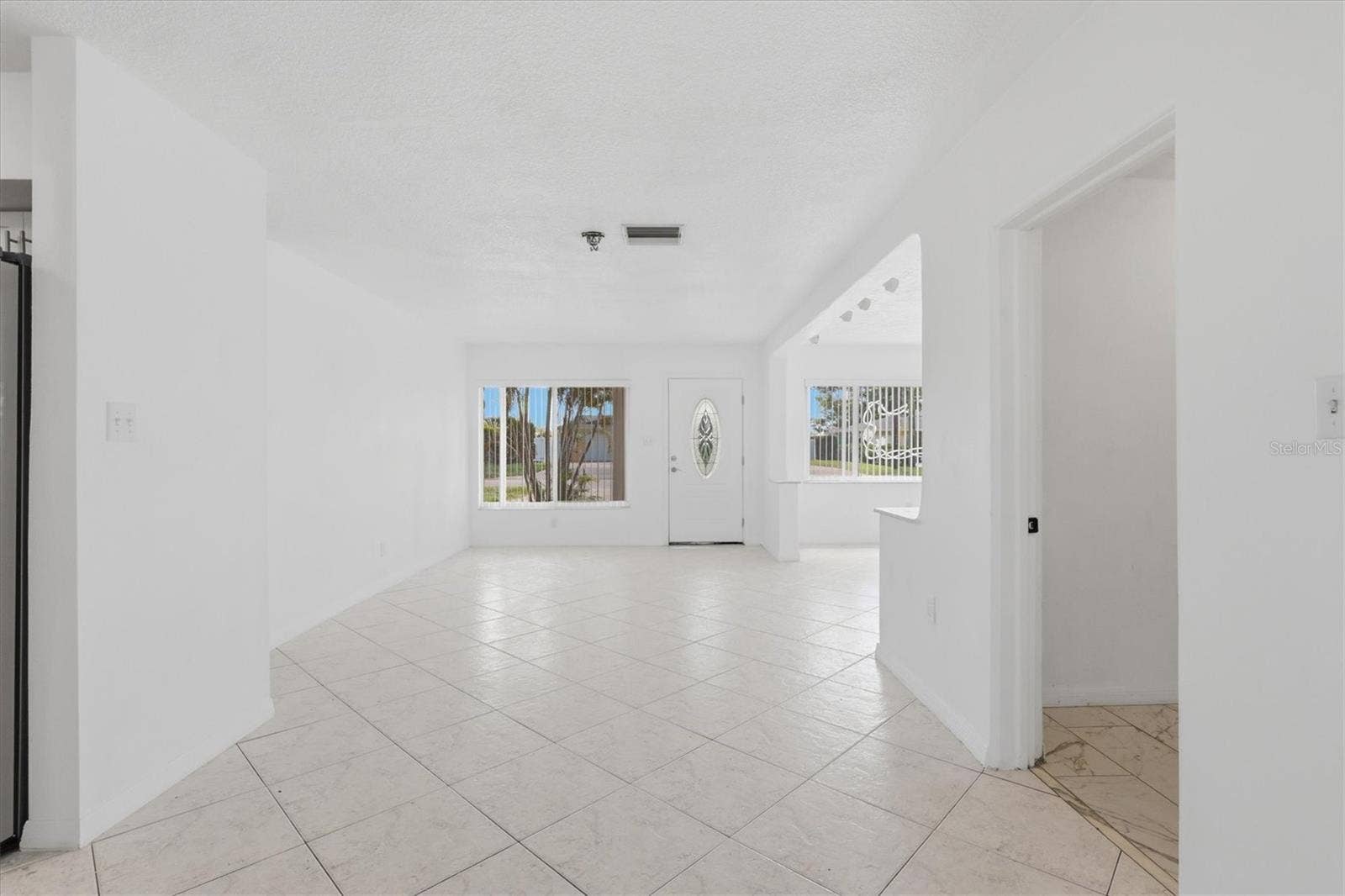 721 BAYSHORE DRIVE, Tarpon Springs, FL 34689 721 BAYSHORE DRIVE, Tarpon Springs, FL 34689