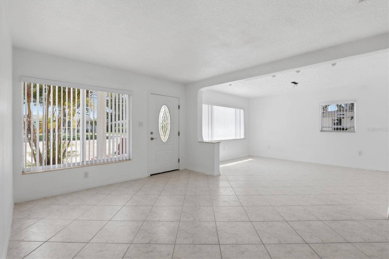 721 BAYSHORE DRIVE, Tarpon Springs, FL 34689 721 BAYSHORE DRIVE, Tarpon Springs, FL 34689