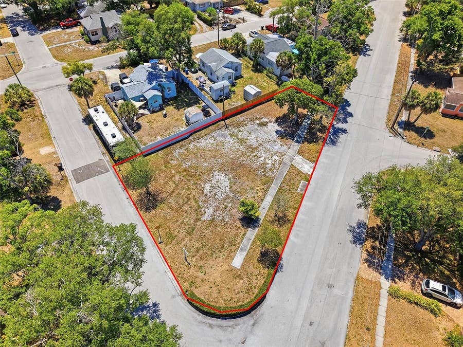 Property photo for 4716 IRIS STREET N, St Petersburg, FL