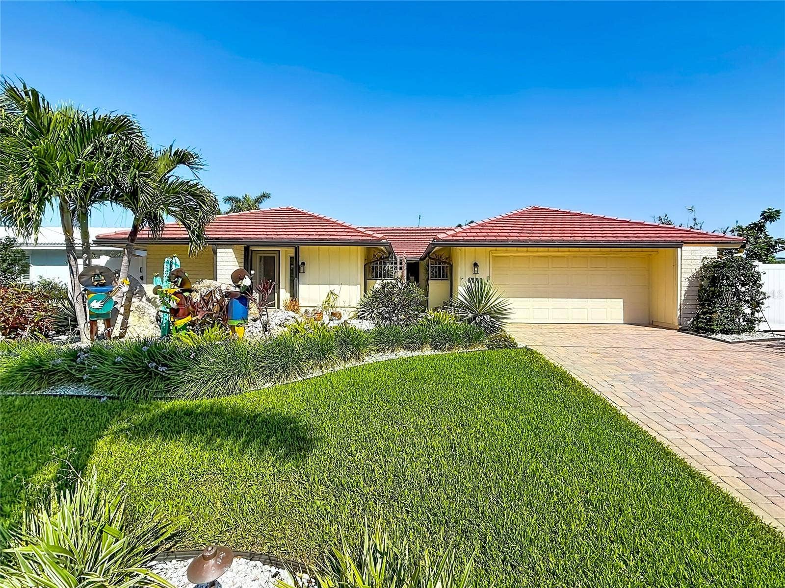 2162 W VINA DEL MAR BOULEVARD, St Pete Beach, FL 33706 2162 W VINA DEL MAR BOULEVARD, St Pete Beach, FL 33706