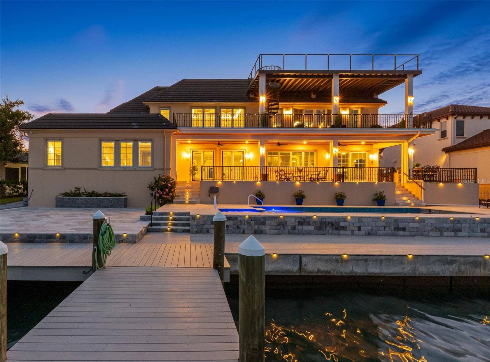 487 MEADOW LARK DR, Sarasota, FL 34236 487 MEADOW LARK DR, Sarasota, FL 34236