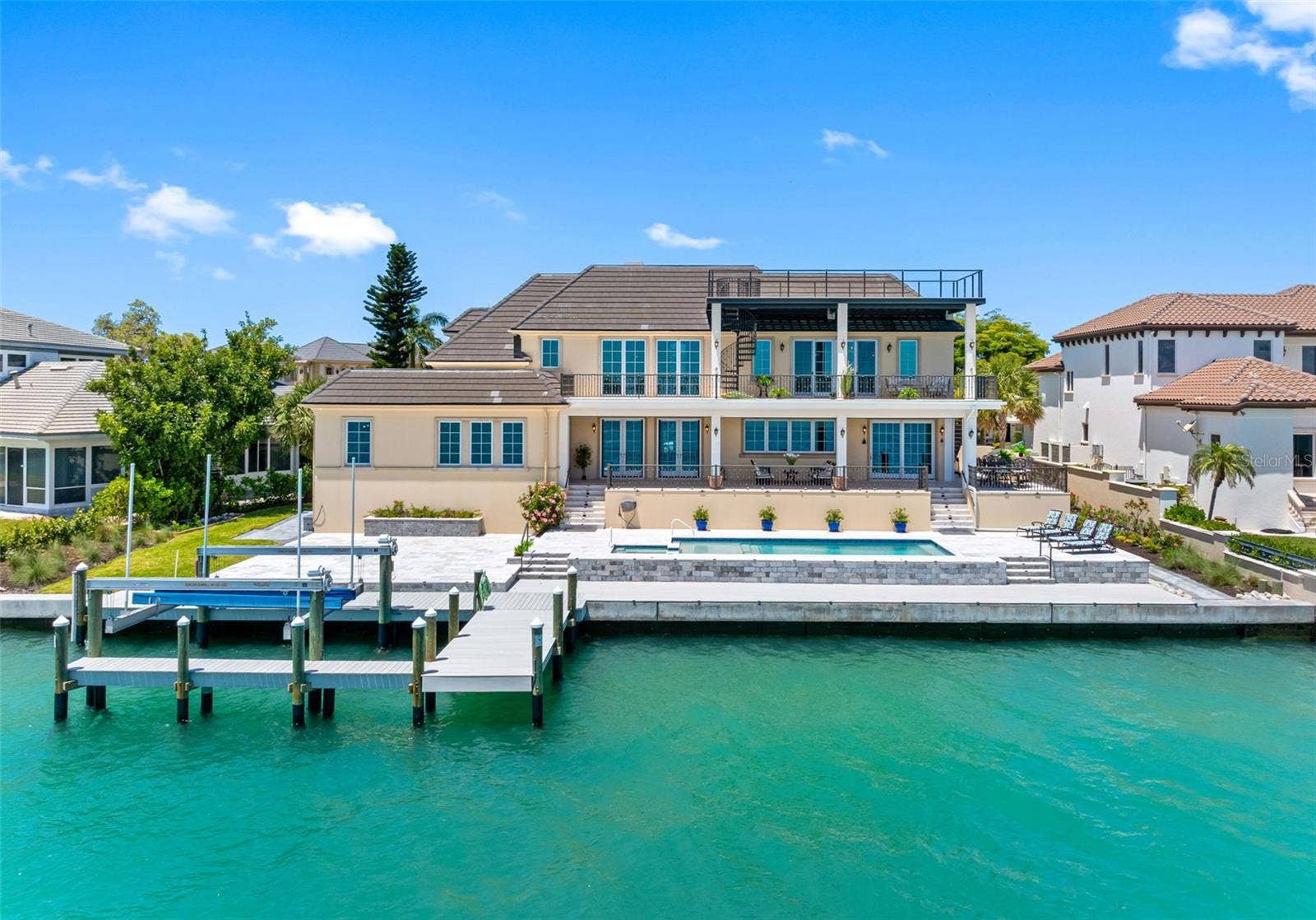 487 MEADOW LARK DR, Sarasota, FL 34236 487 MEADOW LARK DR, Sarasota, FL 34236