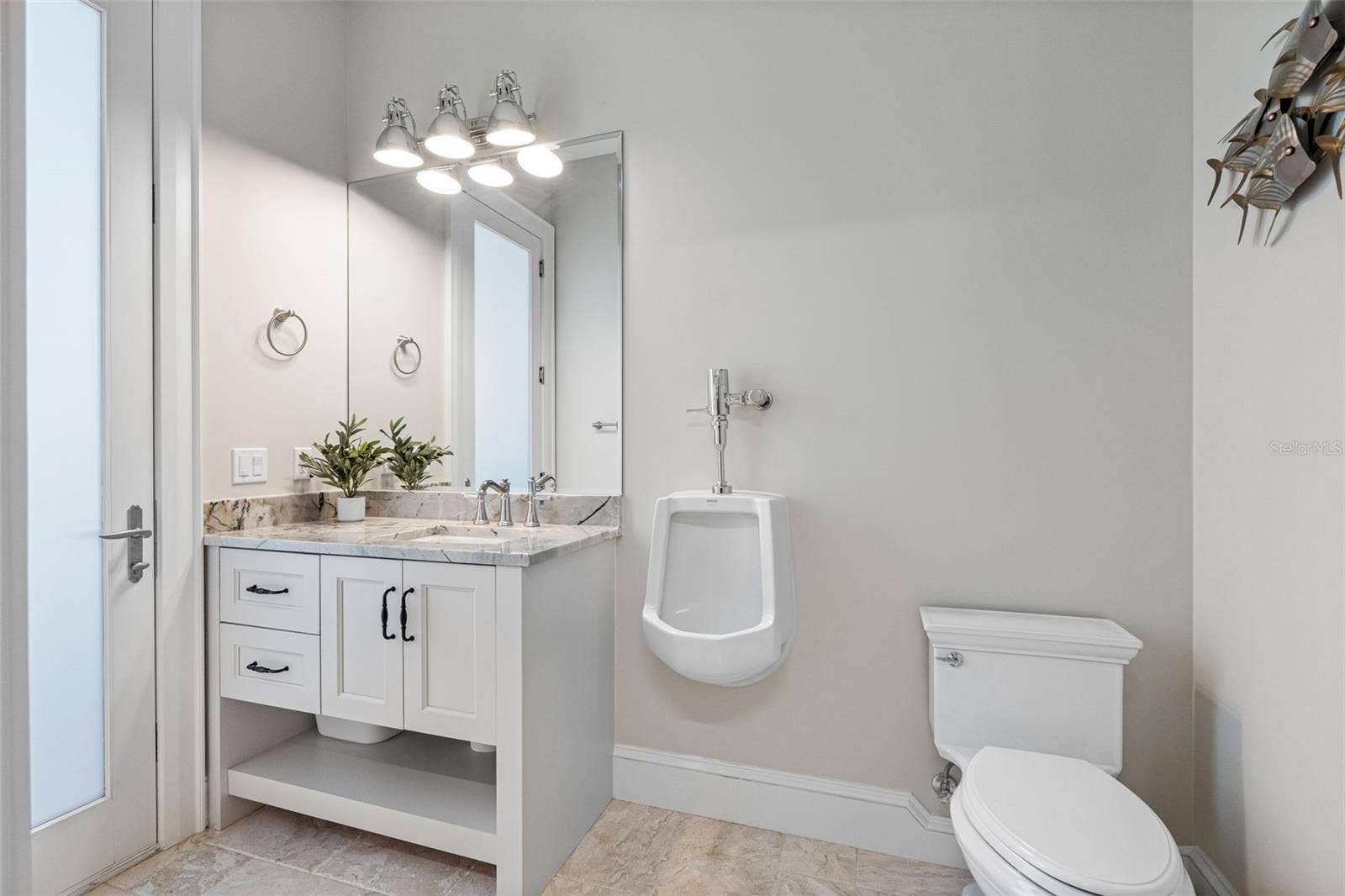 487 MEADOW LARK DR, Sarasota, FL 34236 487 MEADOW LARK DR, Sarasota, FL 34236