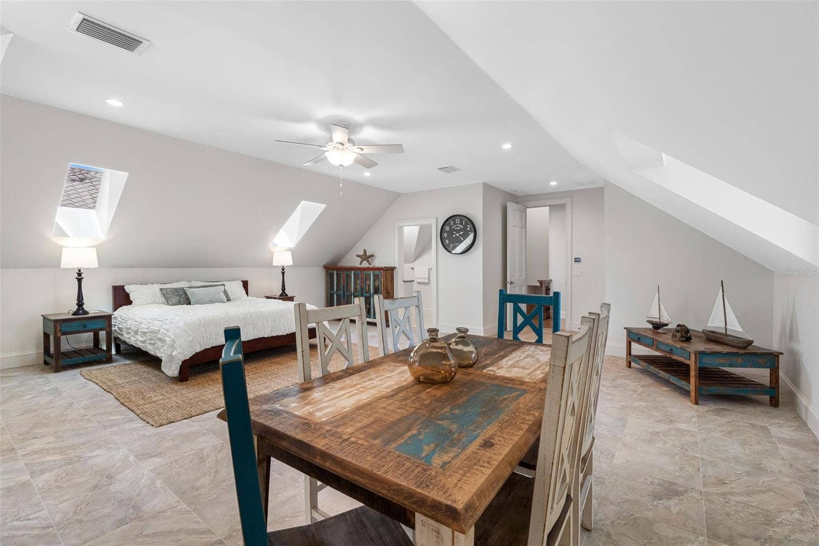 487 MEADOW LARK DR, Sarasota, FL 34236 487 MEADOW LARK DR, Sarasota, FL 34236