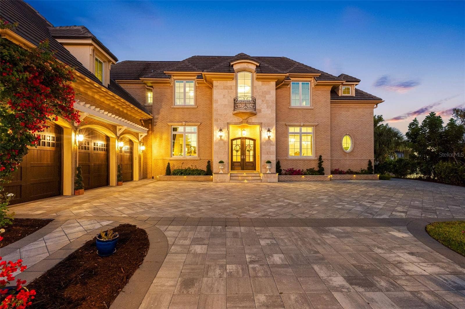 487 MEADOW LARK DR, Sarasota, FL 34236 487 MEADOW LARK DR, Sarasota, FL 34236