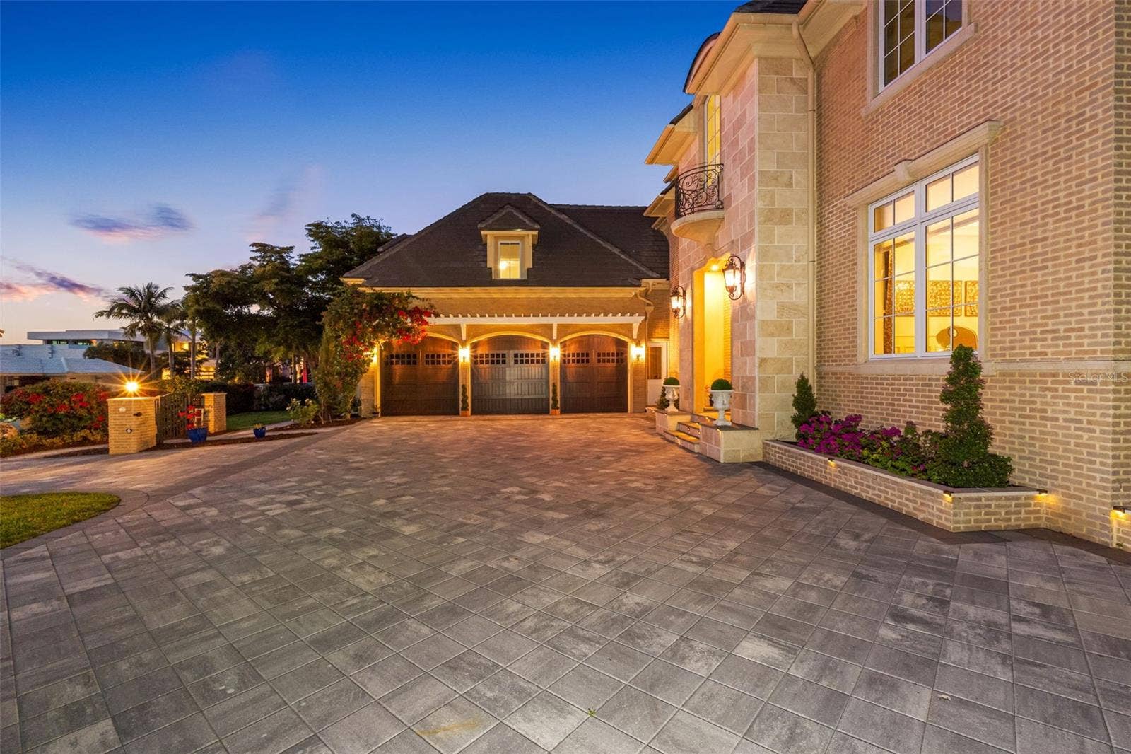 487 MEADOW LARK DR, Sarasota, FL 34236 487 MEADOW LARK DR, Sarasota, FL 34236
