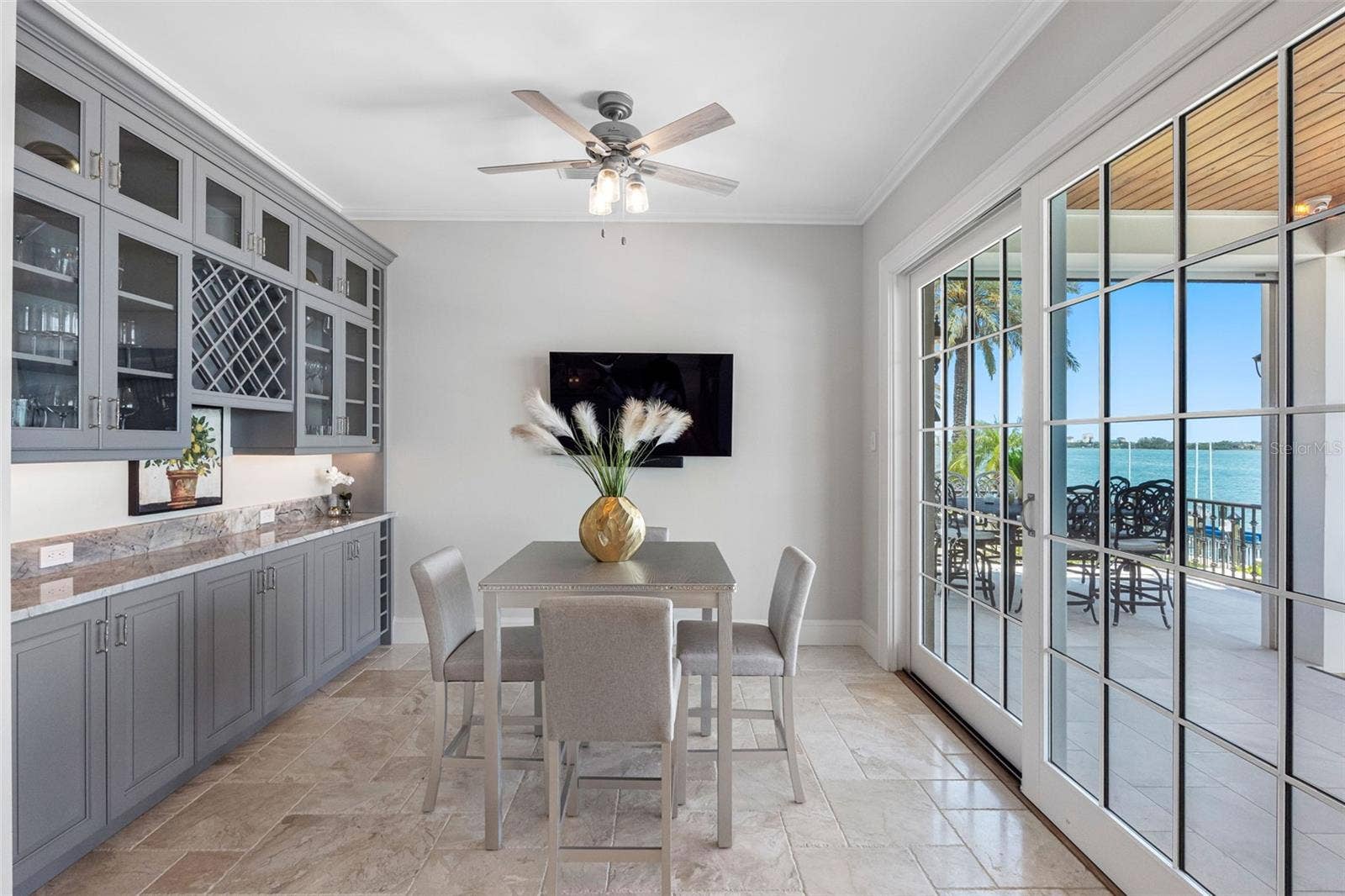 487 MEADOW LARK DR, Sarasota, FL 34236 487 MEADOW LARK DR, Sarasota, FL 34236