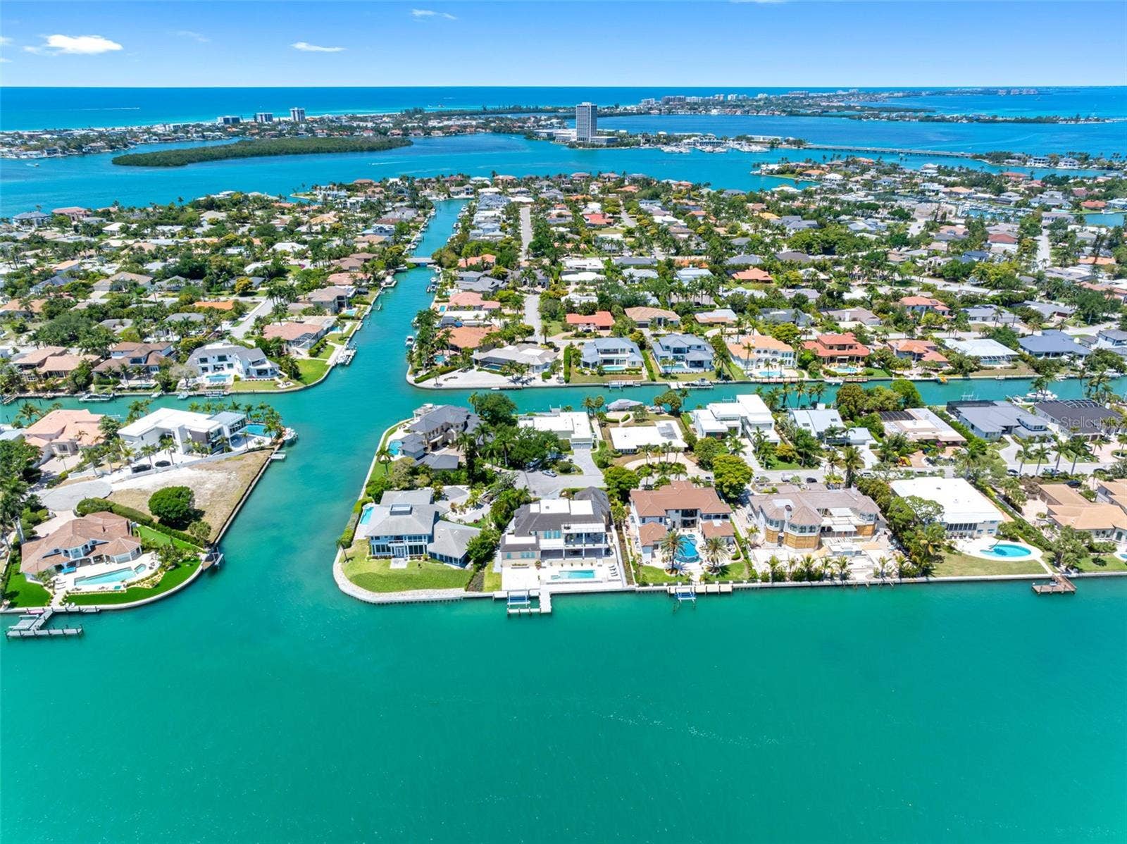 487 MEADOW LARK DR, Sarasota, FL 34236 487 MEADOW LARK DR, Sarasota, FL 34236