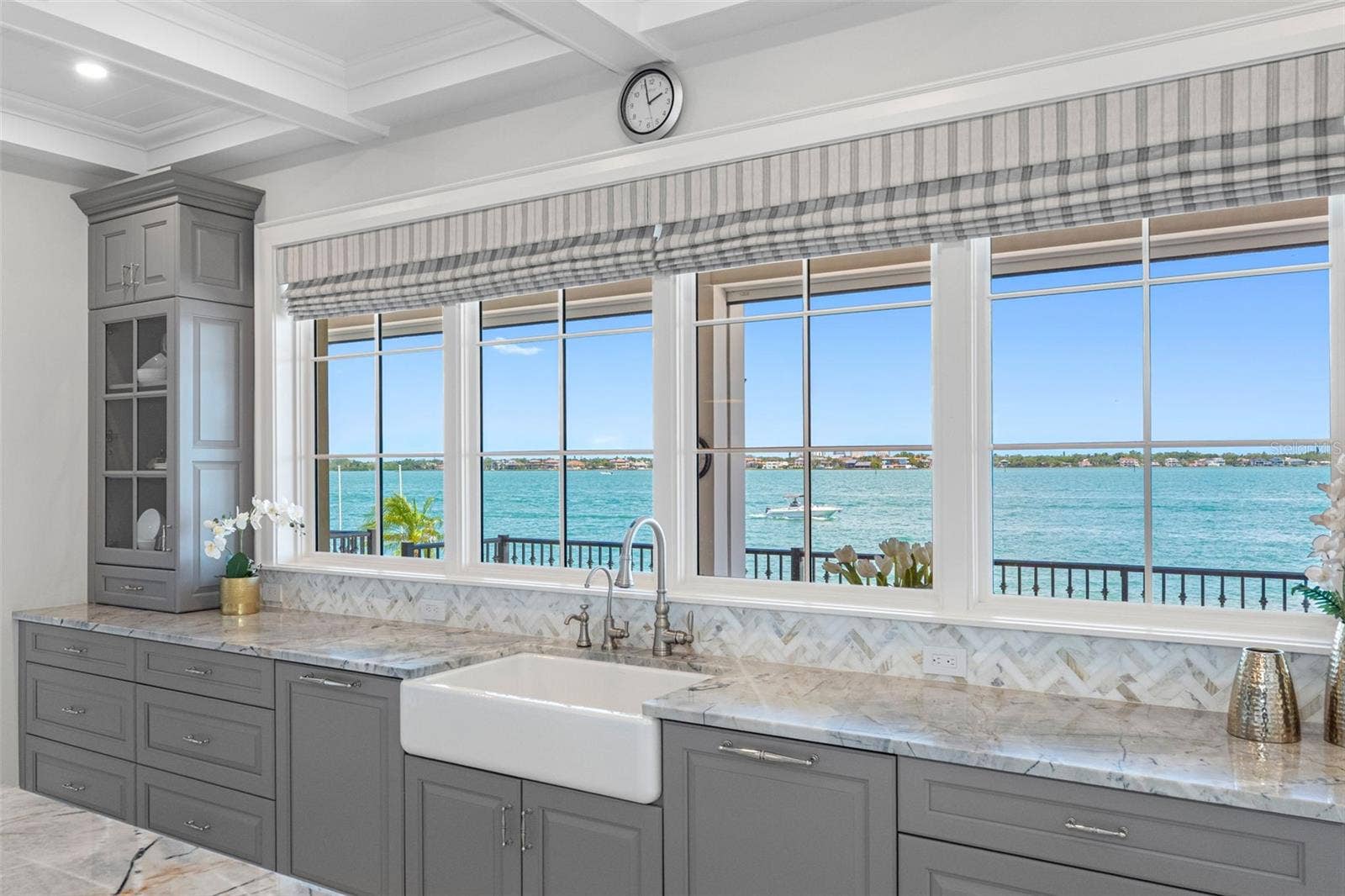 487 MEADOW LARK DR, Sarasota, FL 34236 487 MEADOW LARK DR, Sarasota, FL 34236
