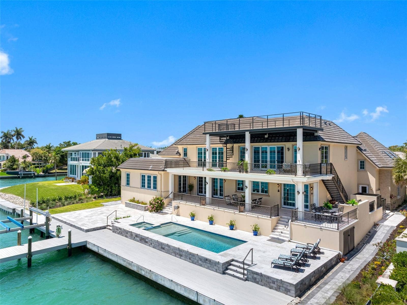 487 MEADOW LARK DR, Sarasota, FL 34236 487 MEADOW LARK DR, Sarasota, FL 34236