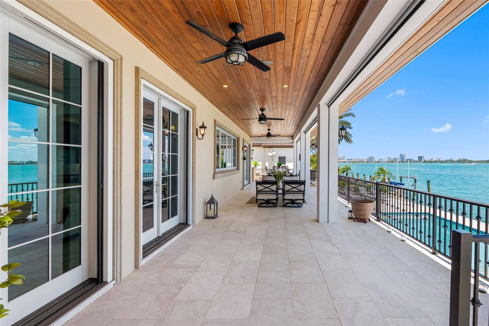 487 MEADOW LARK DR, Sarasota, FL 34236 487 MEADOW LARK DR, Sarasota, FL 34236