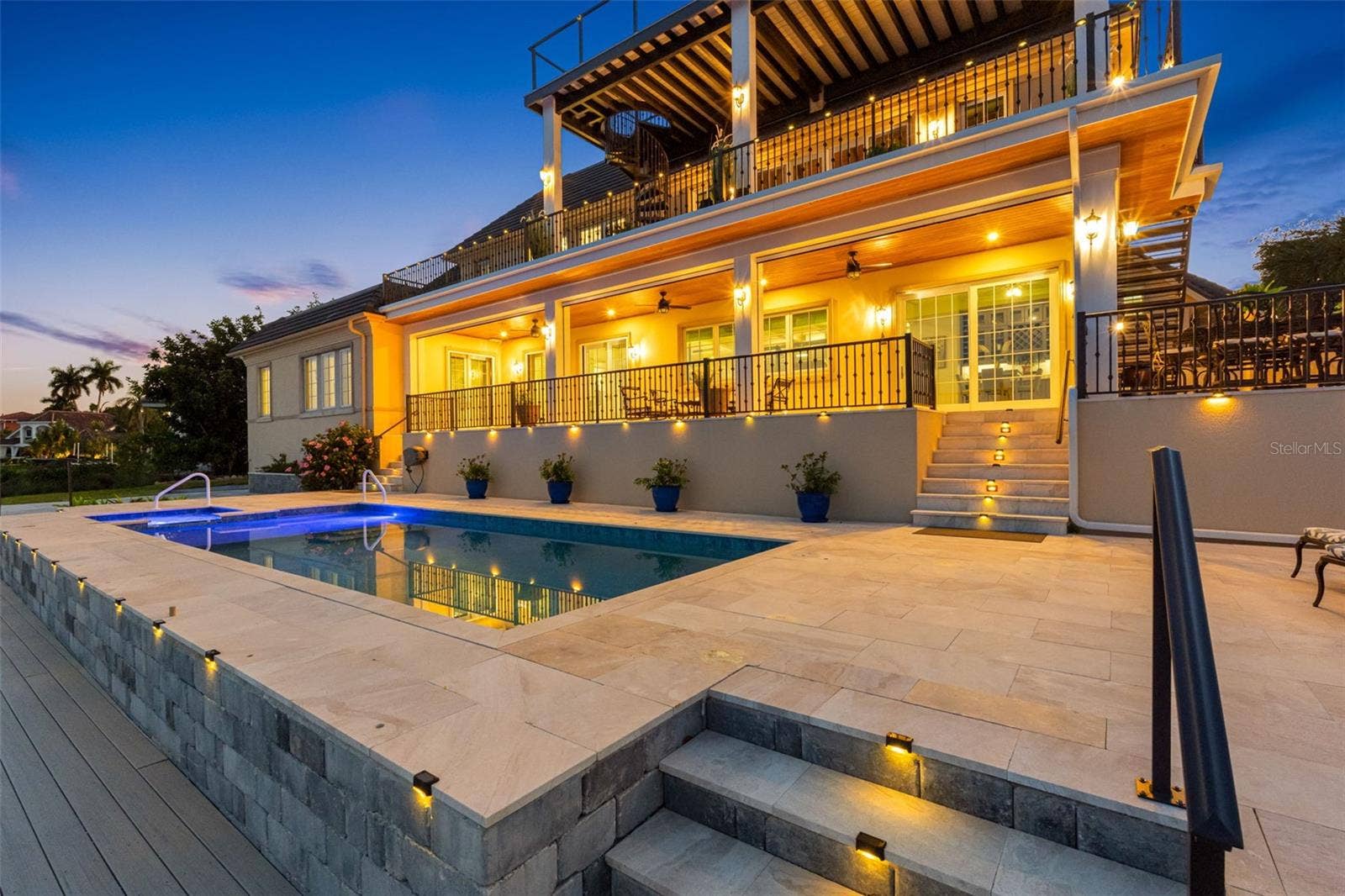 487 MEADOW LARK DR, Sarasota, FL 34236 487 MEADOW LARK DR, Sarasota, FL 34236