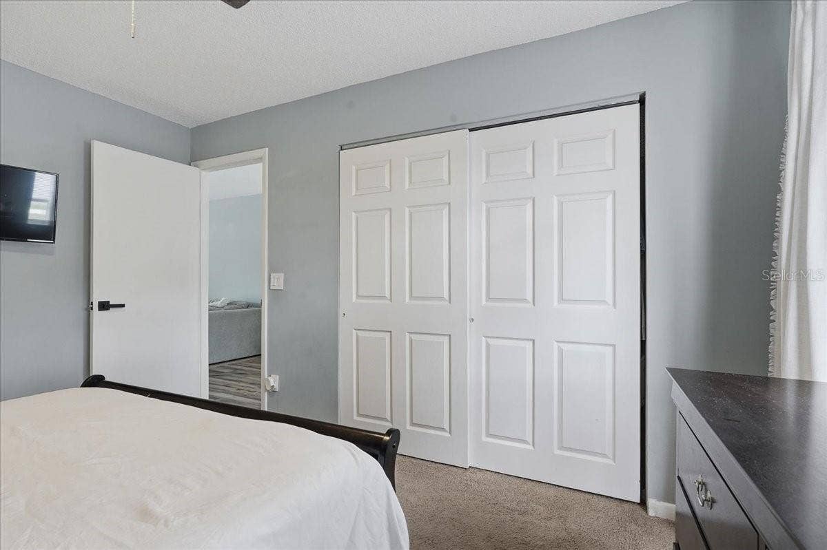 8913 WOOD LAKE COURT, New Port Richey, FL 34653 PRIMARY SUITE