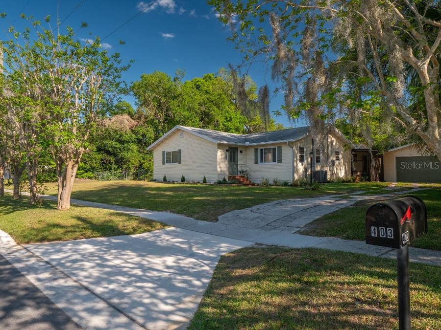 Property photo for 403 E CAROLINA AVENUE, Plant City, FL