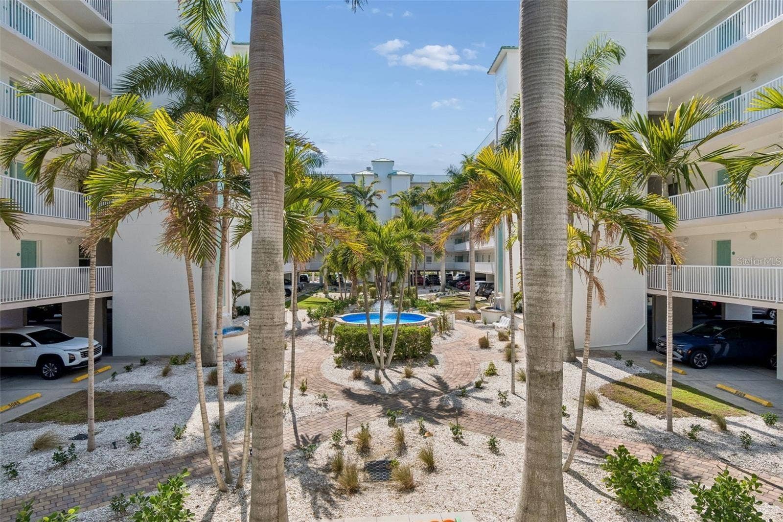 12000 GULF BOULEVARD, #603N, Treasure Island, FL 33706 Courtyard