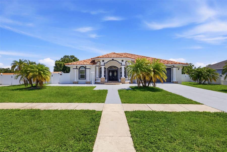 Property photo for 5550 64TH AVENUE N, Pinellas Park, FL
