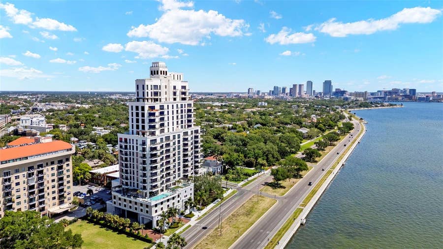 Property photo for 2103 BAYSHORE BOULEVARD, #703, Tampa, FL