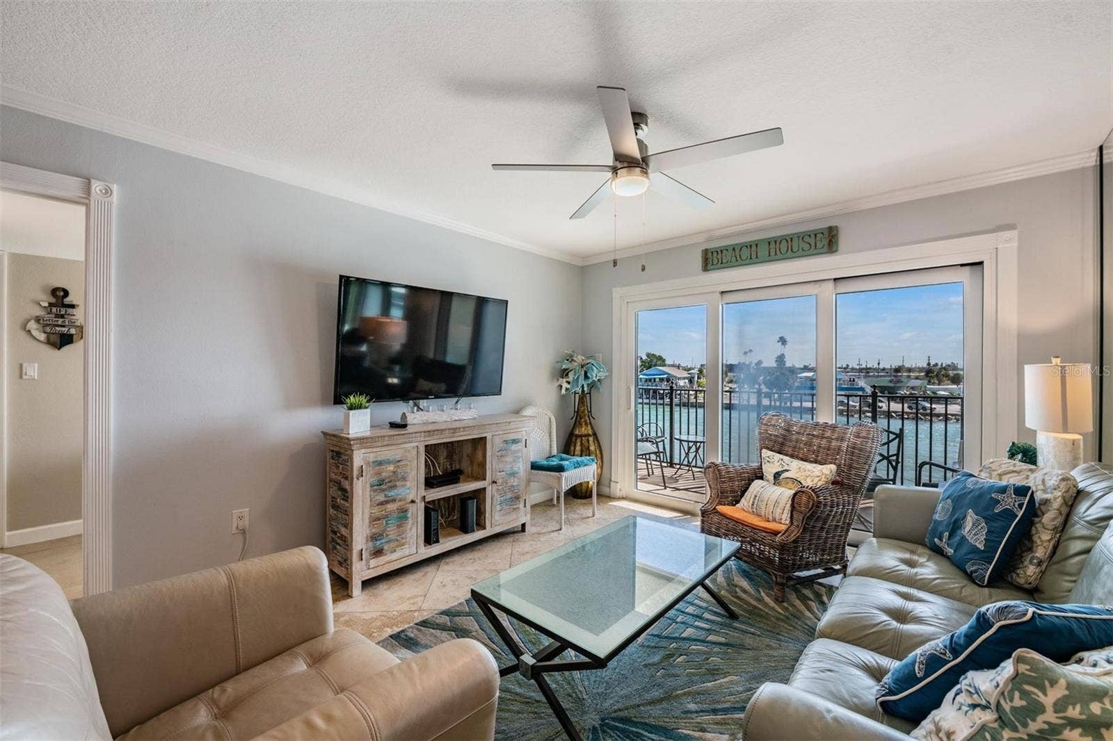 7435 BAYSHORE DRIVE, #303, Treasure Island, FL 33706 7435 BAYSHORE DRIVE, #303, Treasure Island, FL 33706