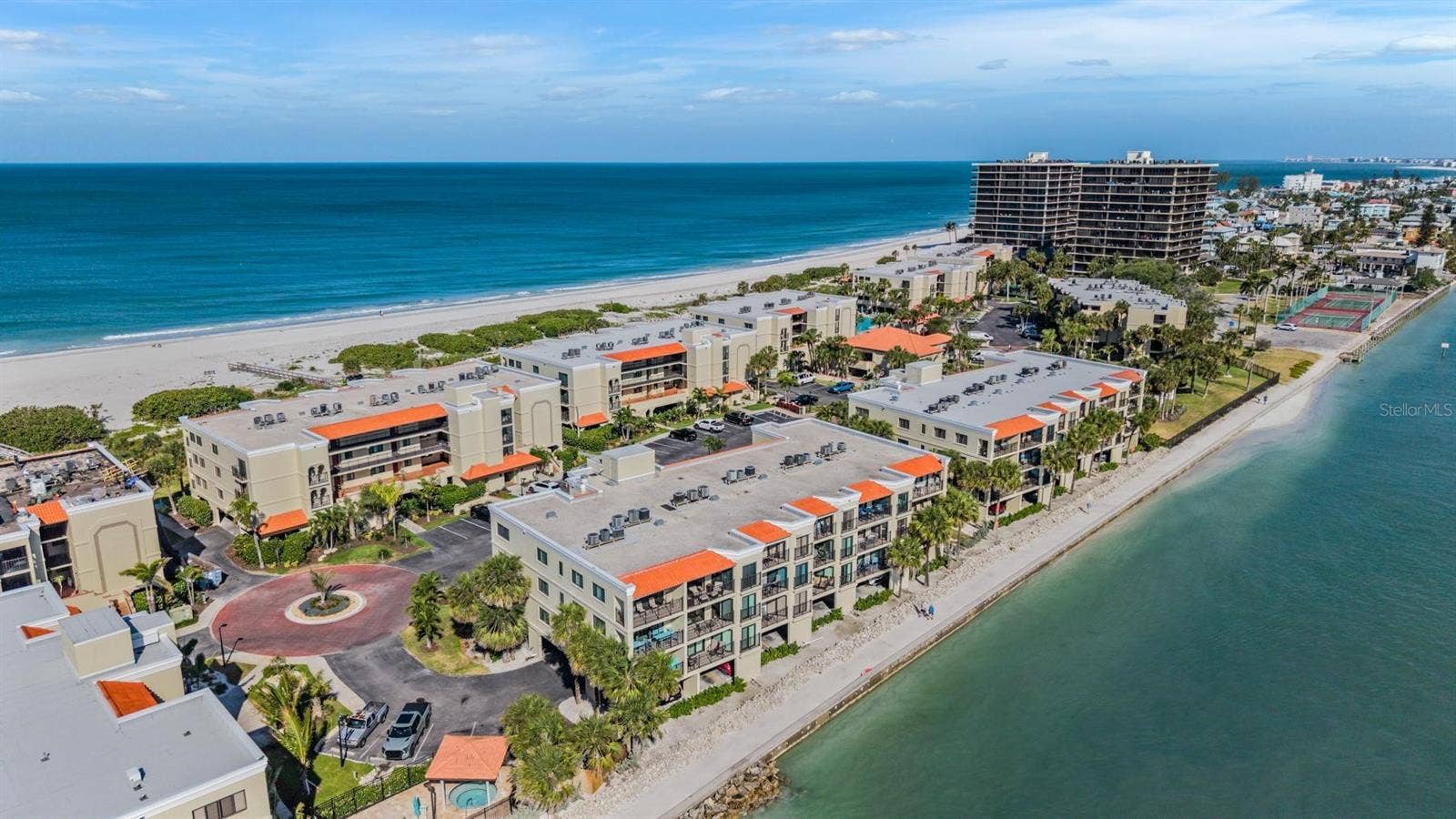 7435 BAYSHORE DRIVE, #303, Treasure Island, FL 33706 7435 BAYSHORE DRIVE, #303, Treasure Island, FL 33706