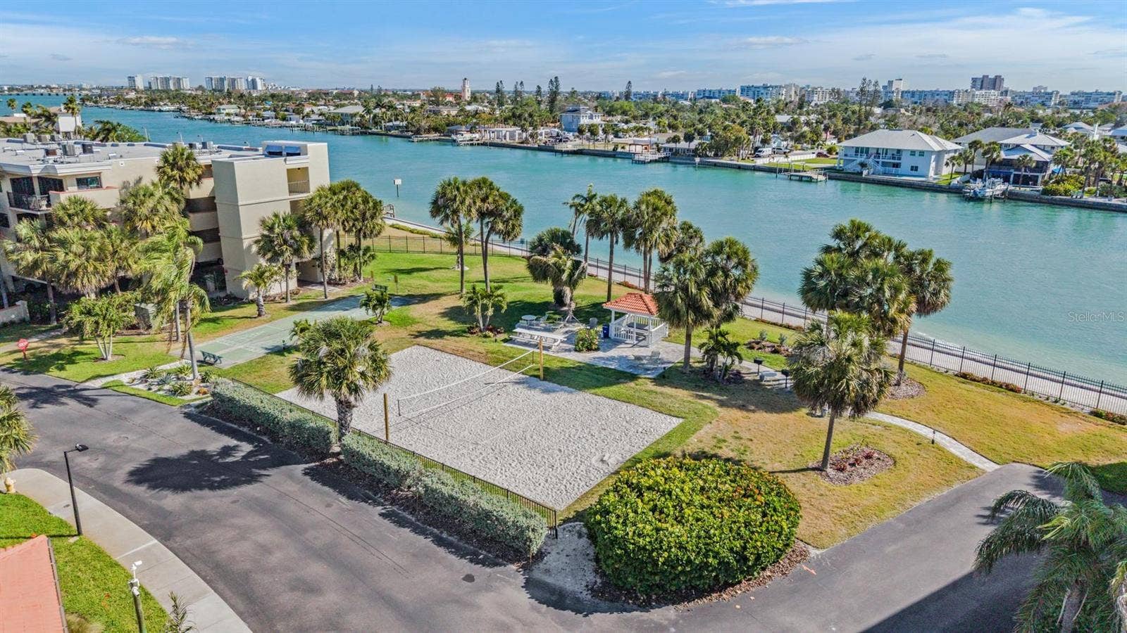 7435 BAYSHORE DRIVE, #303, Treasure Island, FL 33706 7435 BAYSHORE DRIVE, #303, Treasure Island, FL 33706