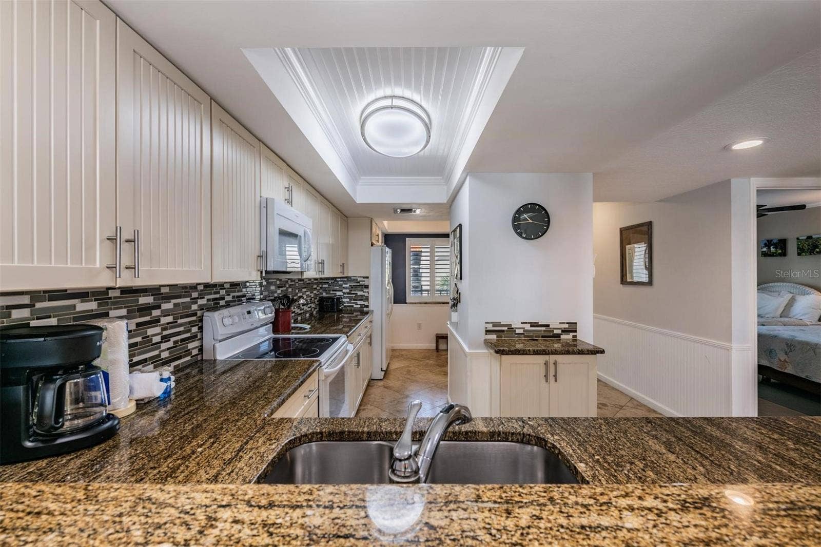 7435 BAYSHORE DRIVE, #303, Treasure Island, FL 33706 7435 BAYSHORE DRIVE, #303, Treasure Island, FL 33706