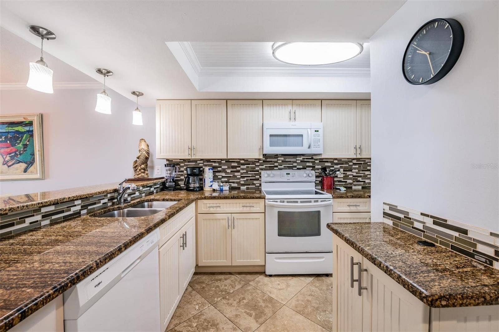 7435 BAYSHORE DRIVE, #303, Treasure Island, FL 33706 7435 BAYSHORE DRIVE, #303, Treasure Island, FL 33706