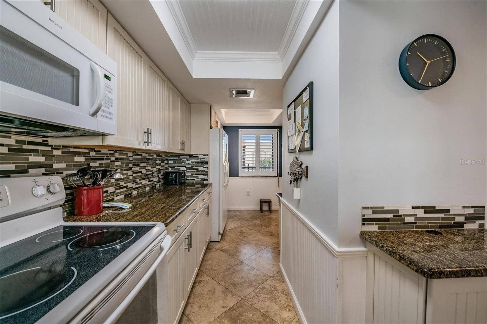 7435 BAYSHORE DRIVE, #303, Treasure Island, FL 33706 7435 BAYSHORE DRIVE, #303, Treasure Island, FL 33706