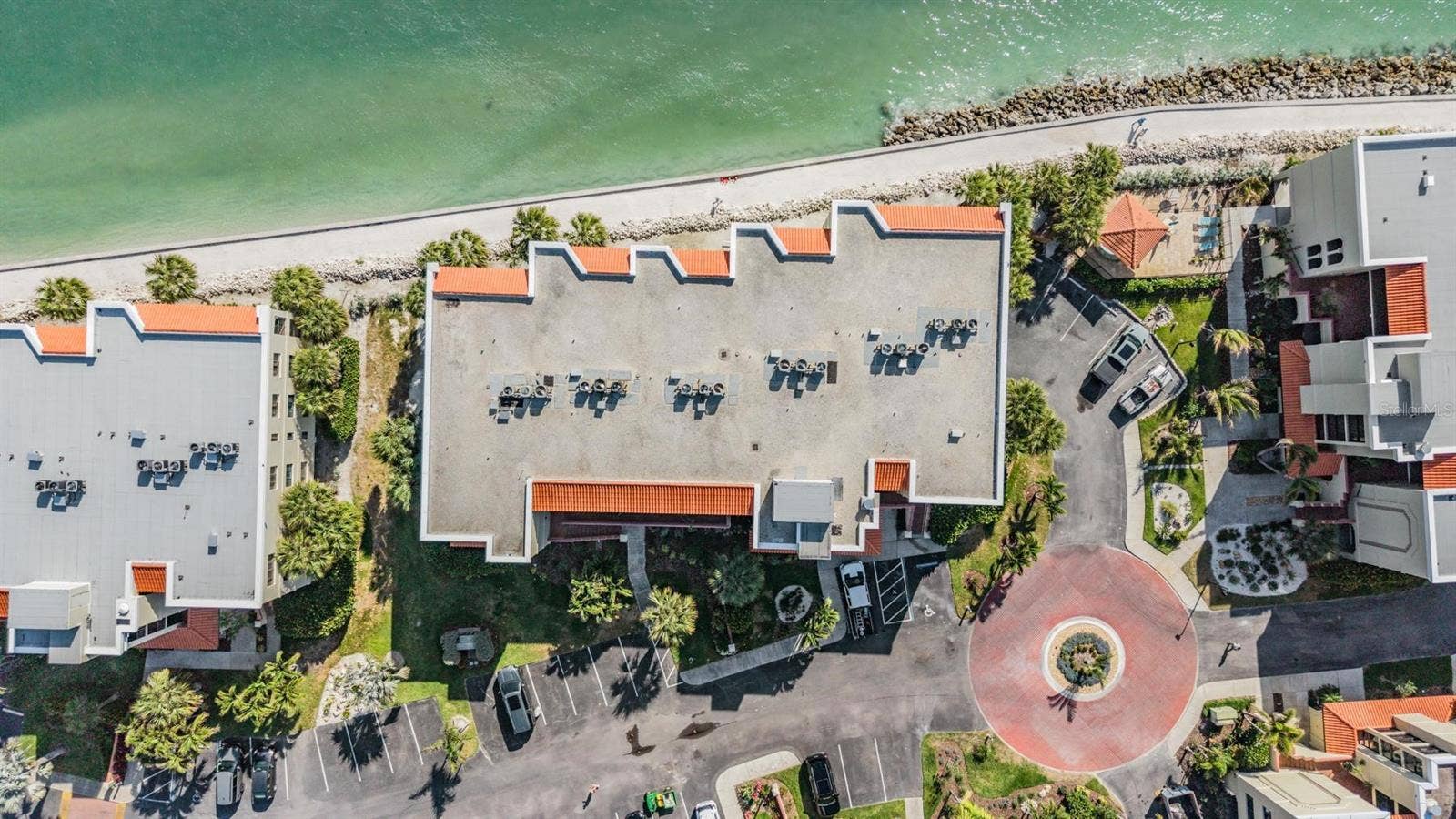 7435 BAYSHORE DRIVE, #303, Treasure Island, FL 33706 7435 BAYSHORE DRIVE, #303, Treasure Island, FL 33706