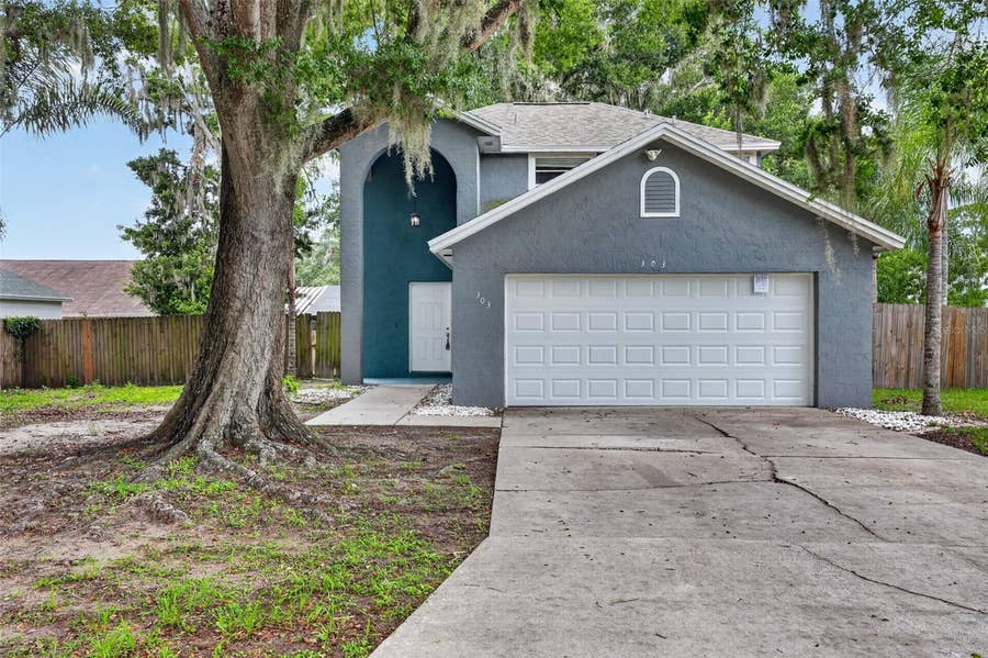 Property photo for 303 SUGAR CREEK DRIVE, Plant City, FL